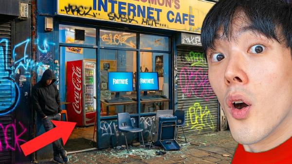 I Went to an Internet Cafe in London's Slums. And I Loved It..jpg